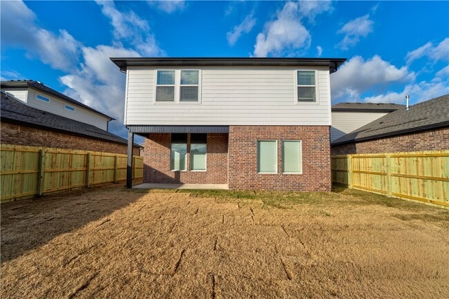 Photo - 139 S Maroon Ave