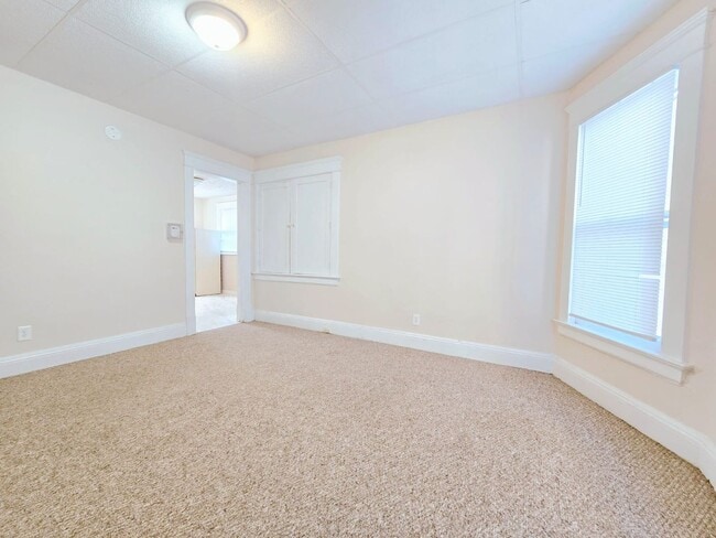 Photo - 108 E 6th St Unidad APT 3