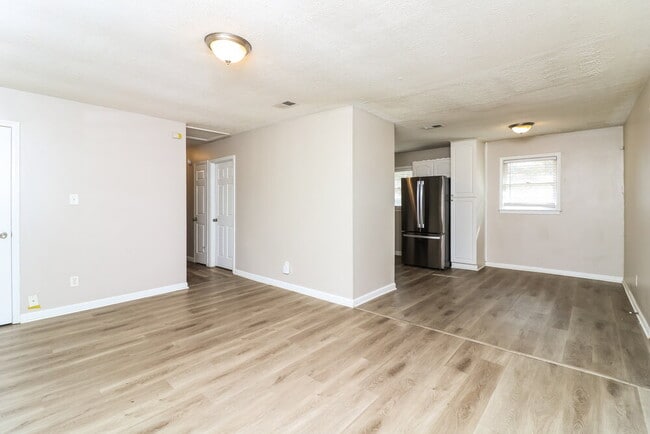 Photo - 3564 Briar Dr