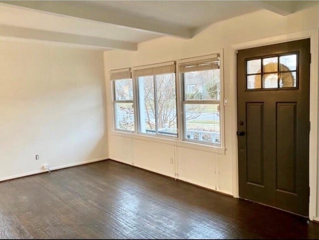 Photo - 9919 Dresden Dr