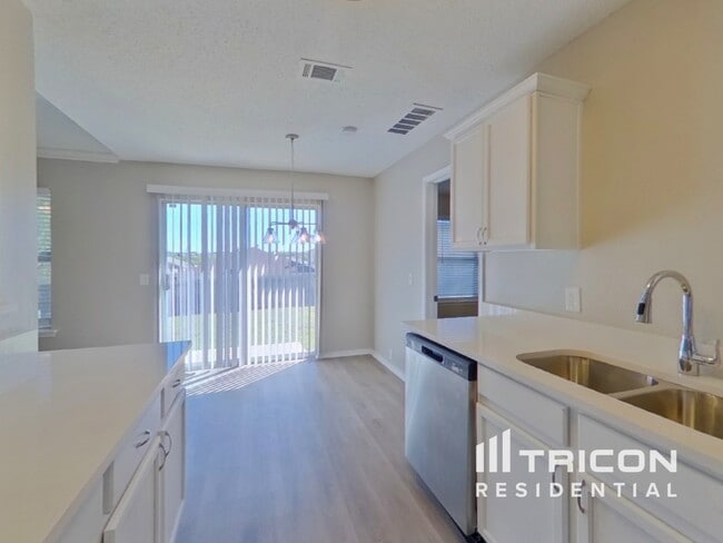 Photo - 1310 Cloyne Dr