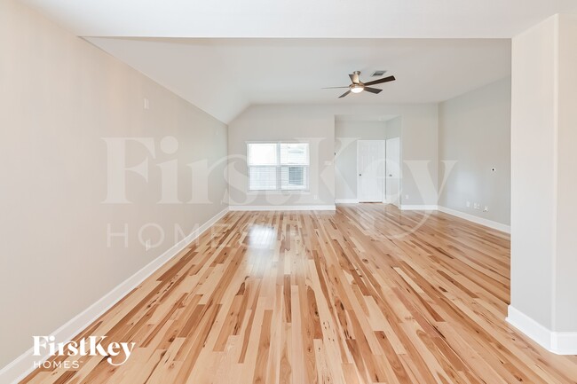 Photo - 10364 Stone Gate Dr