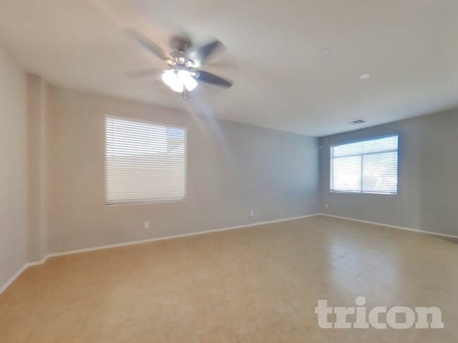 Photo - 43633 W Cydnee Dr