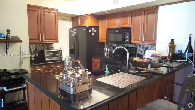 Building Photo - 2600 S University Dr Unit 212 Rental