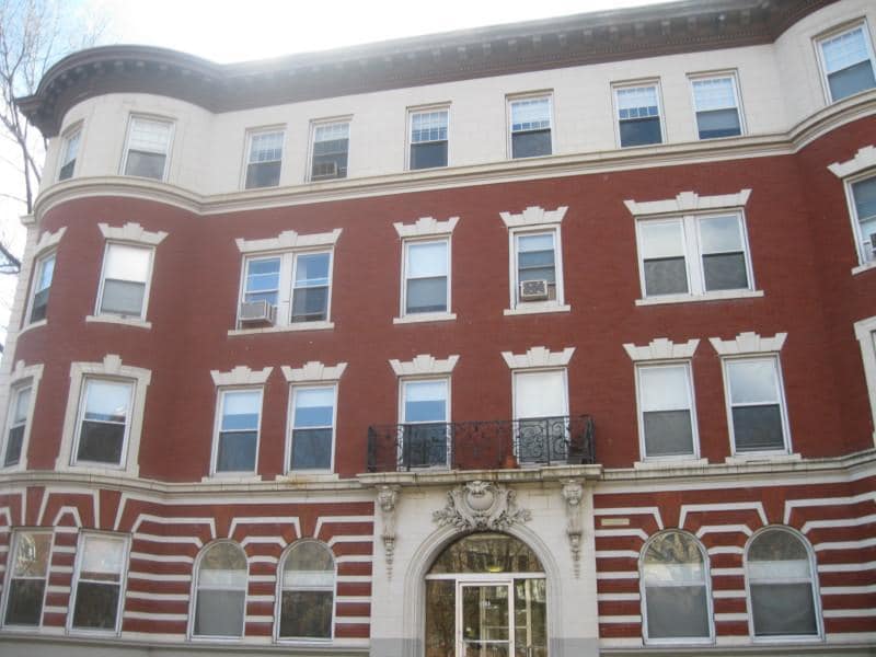 Photo - 1595 Beacon St Unidad 12