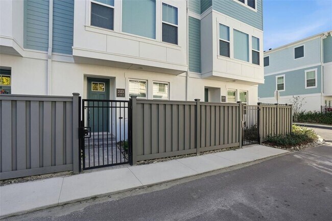 Photo - 2123 1st Ave N