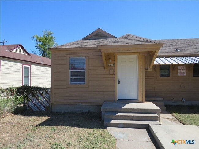 Photo - 1305 S 5th St
