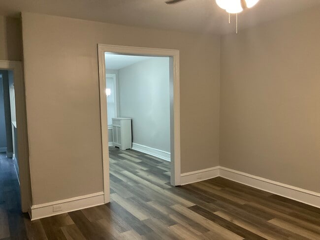 Photo - 823 S Cecil St