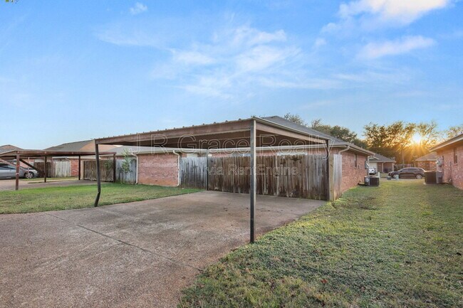 Photo - 10217 Hyacinth Ln