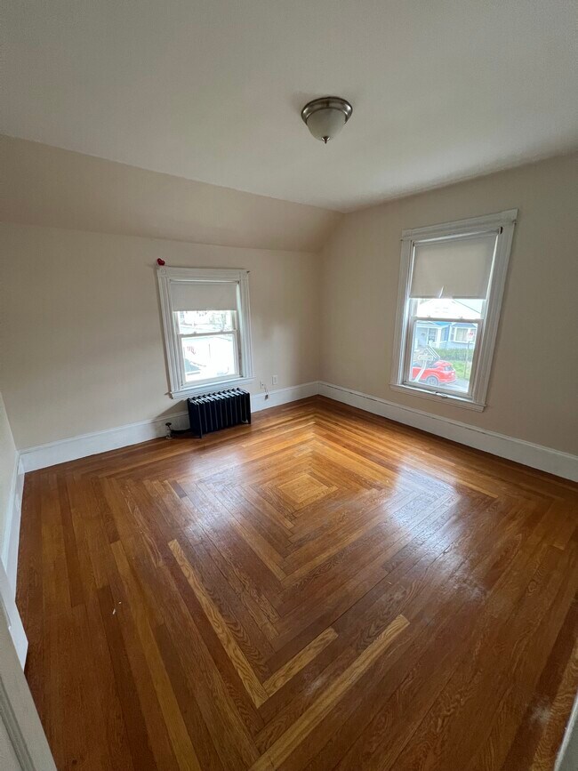 Photo - 7 Sylvan Ave Unidad 2