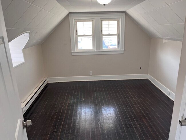 Photo - 4 Bed - 1.5 Bath - Single Family Home in Lorain