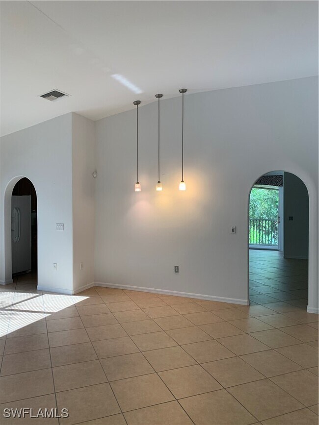 Photo - 3140 Sea Trawler Bend