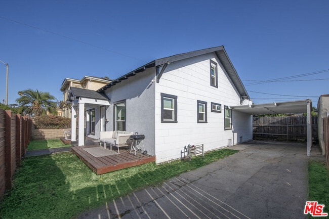 Photo - 4616 Rosewood Ave