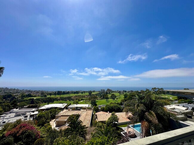 Building Photo - 6920 Country Club Dr Rental
