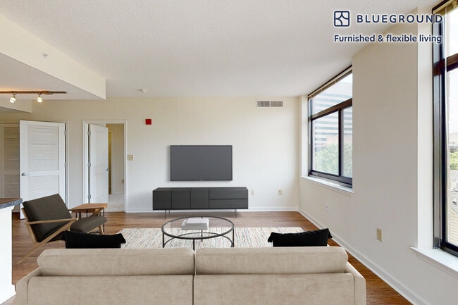 Photo - 1203 Fidler Ln Unidad FL8-ID8340A