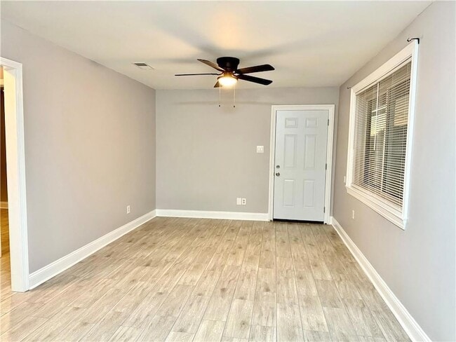 Photo - 1385 Cherokee Ave