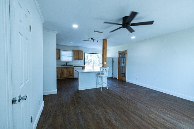 Photo - 1706 Grant Ave