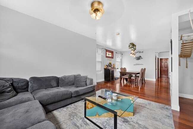 Photo - 166 Woodridge St Unit 1