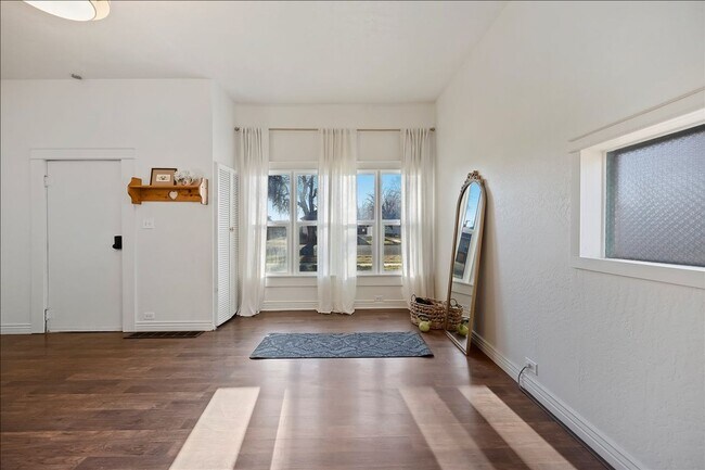 Photo - 520 5th Ave N Unit 520 5th Ave N,  A