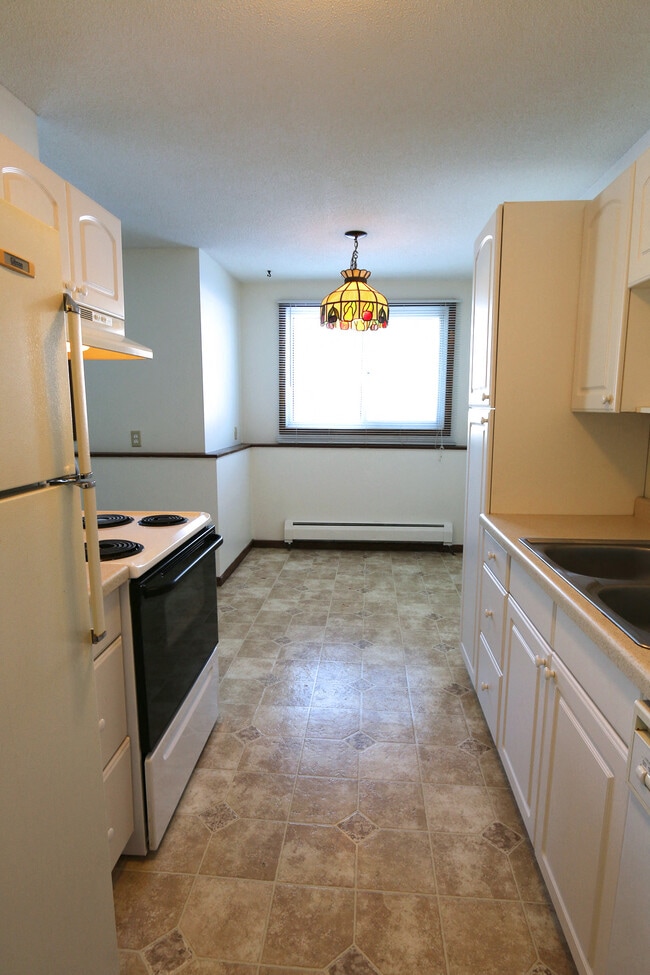 Photo - Spring Lake Park Apartments