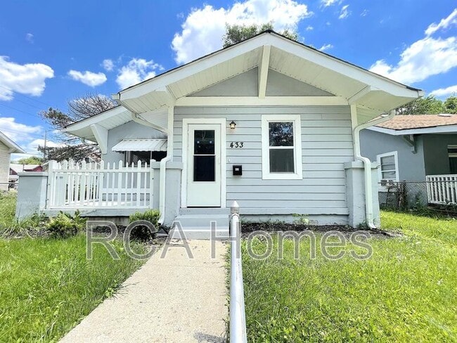 Building Photo - 433 N Bradley Ave