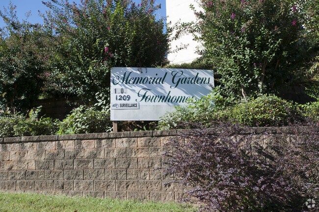 Memorial Gardens Townhomes