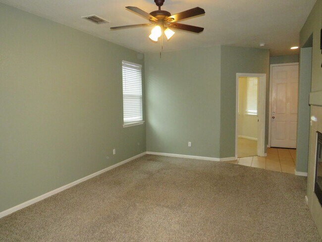 Photo - Beautiful 3 bedroom 2 bath coming soon in Orland!