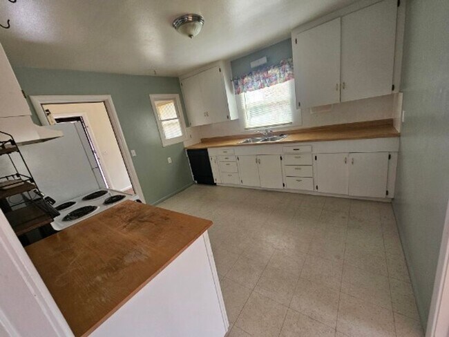 Photo - Rental in central Lakeport