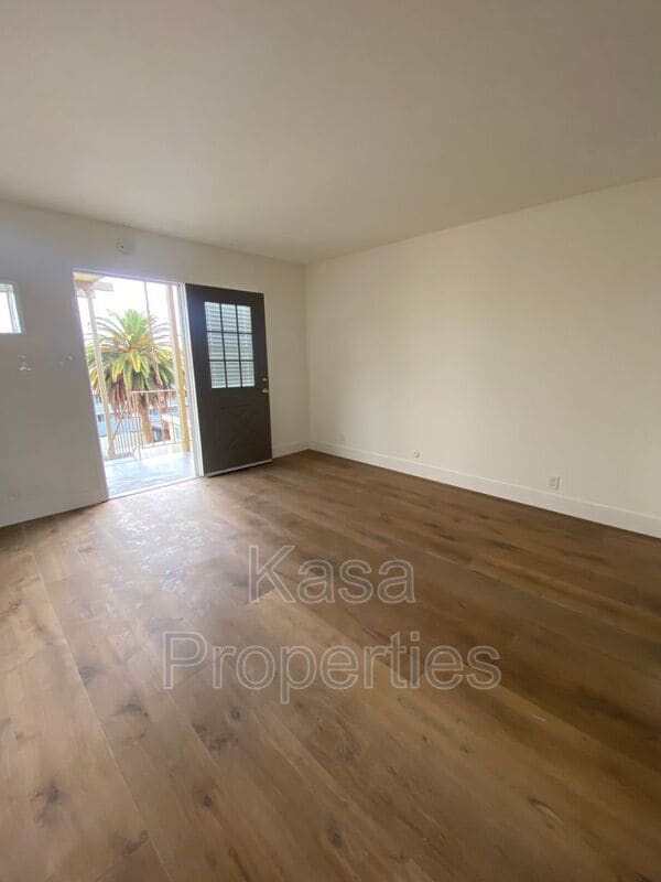 Photo - 2140 California St