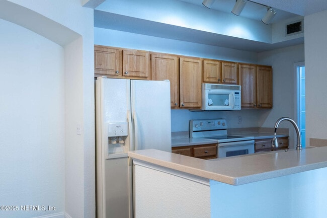 Photo - 10075 Gate Pkwy N Unit 2501