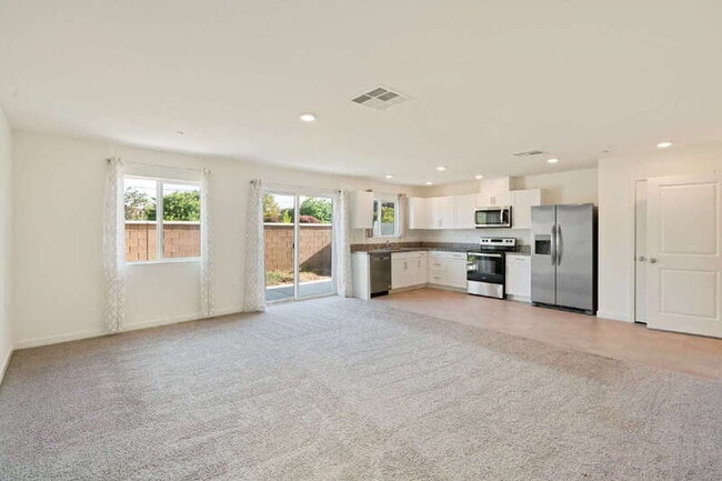 Photo - 7705 Forestdale Wy