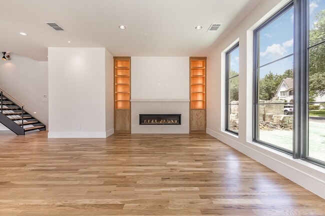 Photo - 4203 Normandy Ave