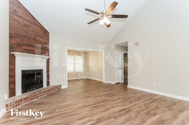 Photo - 290 Willow Shoals Dr