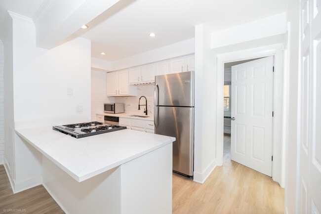 Photo - 455 W Grant Pl Unit 6