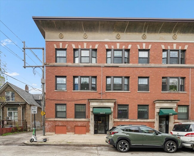 Photo - 3145 W Lyndale St Unit 1