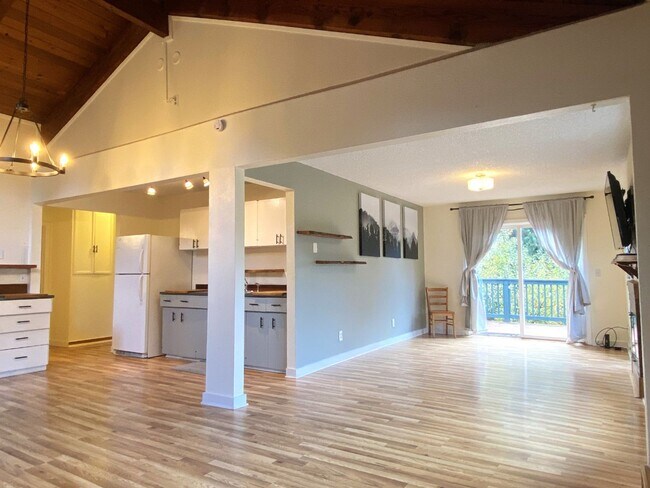 Photo - Serene Simplicity - Northwest Style