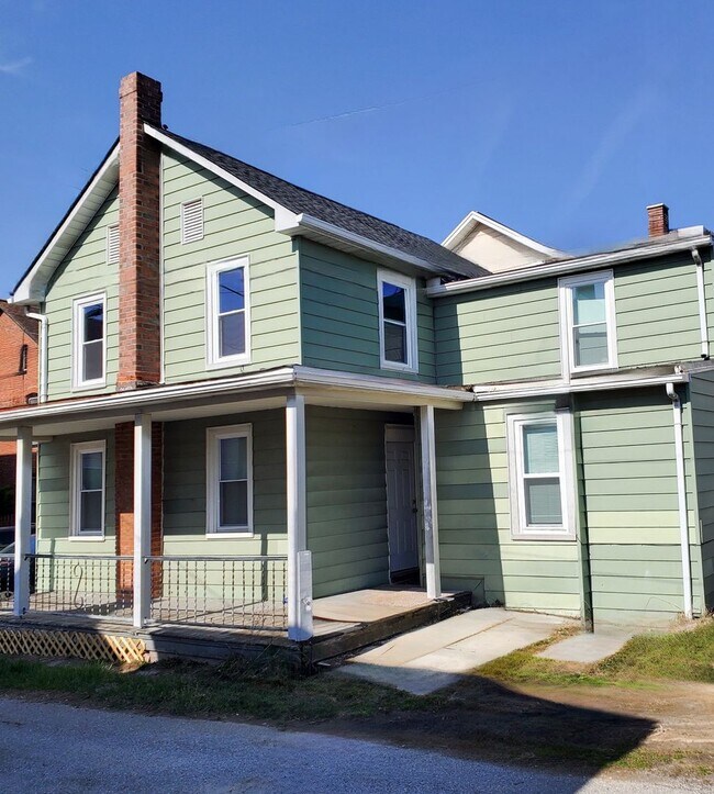 30 1/2 Mcallister St - 30 1/2 Mcallister St House