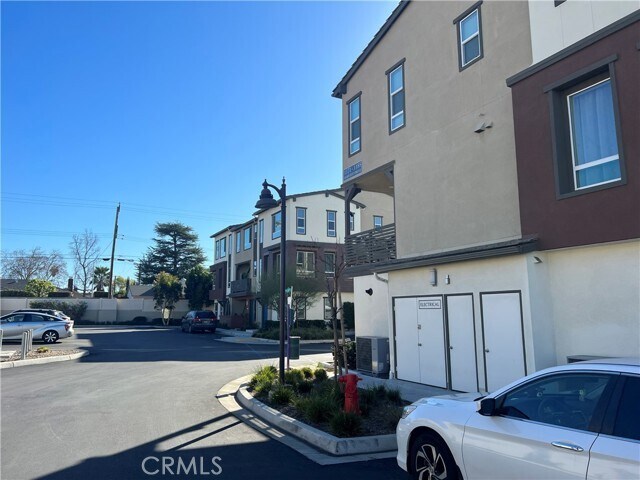 Photo - 1185 Harvest Dr