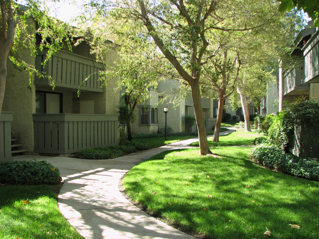 Artisan Oaks - Artisan Oaks Apartments