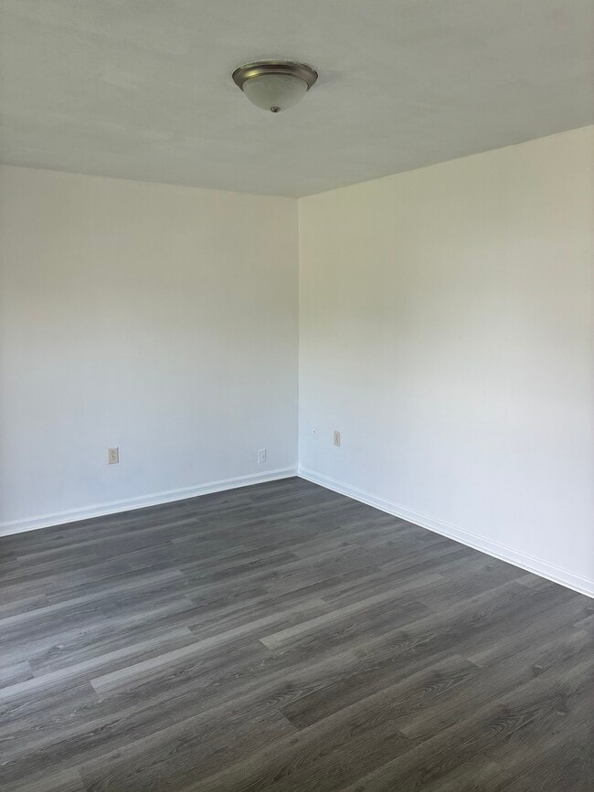 Photo - 1701 National Ave