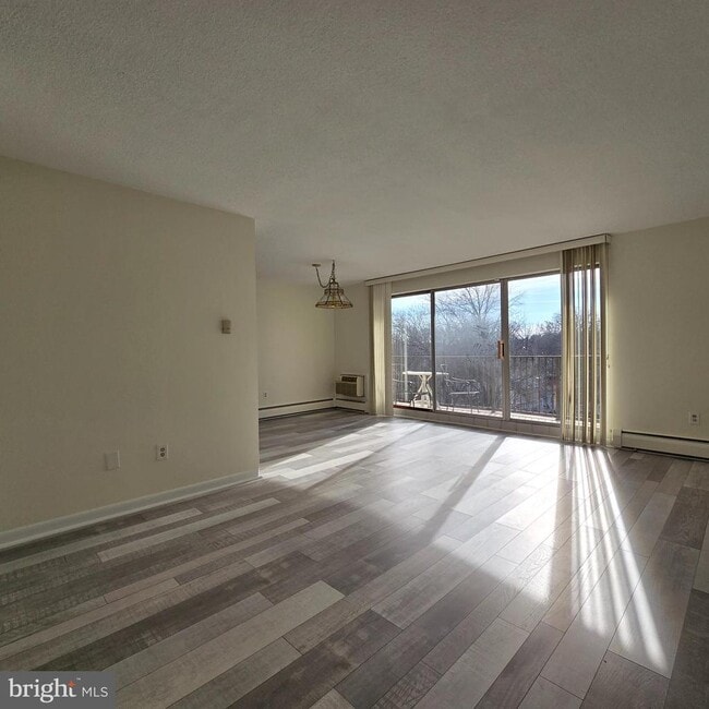 Building Photo - 111 Chestnut St Unit 609