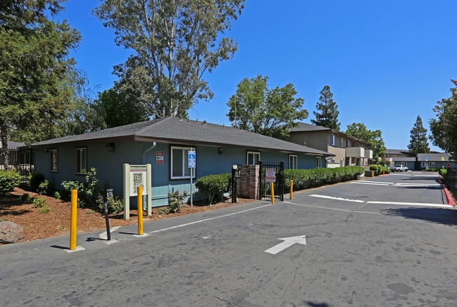 Lotus Landing Apartments