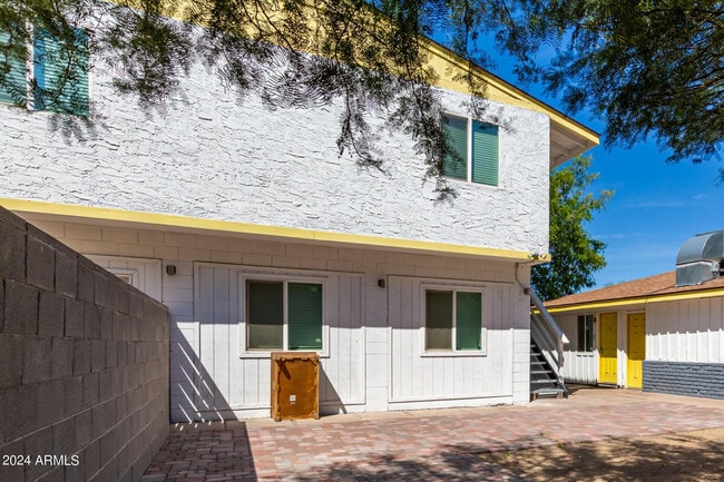 Photo - 3016 N 37th St Unit Apt 6