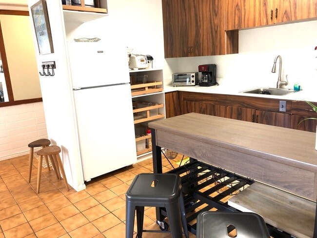 Photo - 417 Nohonani St Unit 309