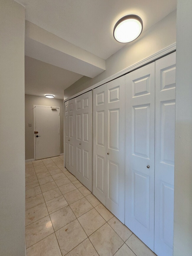 Photo - 2909 N Sheridan Rd Unit 1810