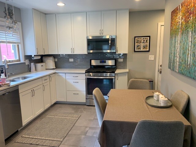 Photo - 304 James Ave