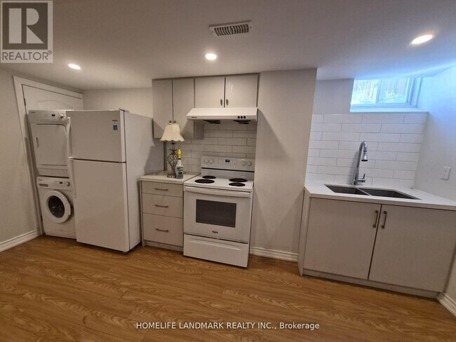 Photo - 26 Catamaran Dr