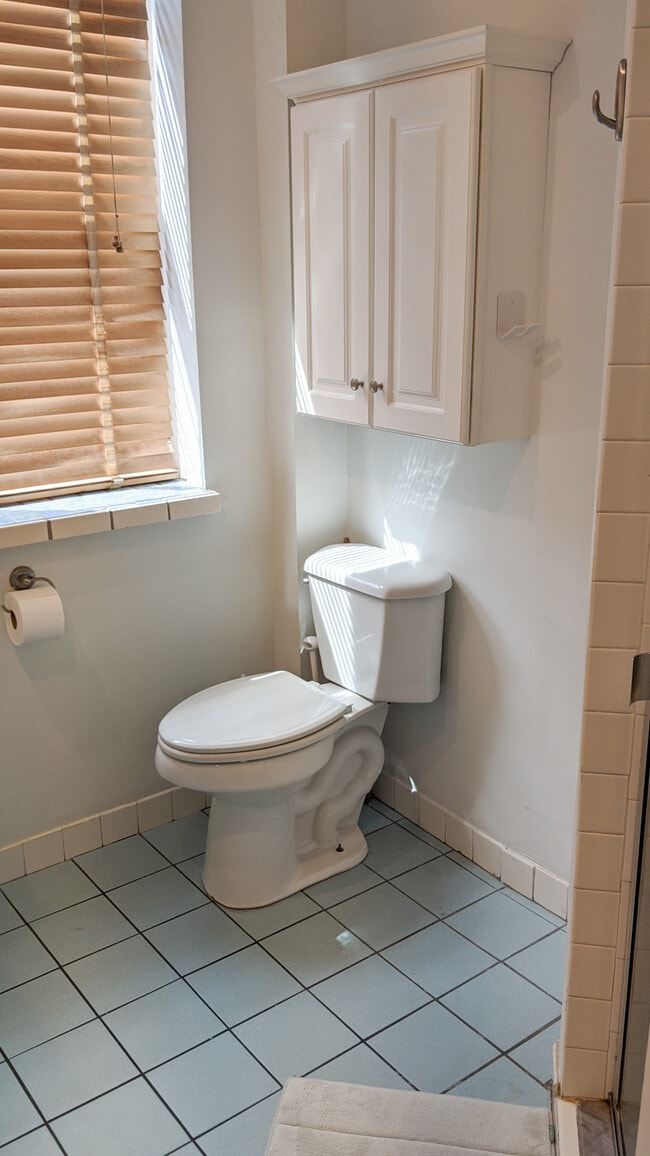 Bathroom - 1017 N 4th St Unit 2nd flr