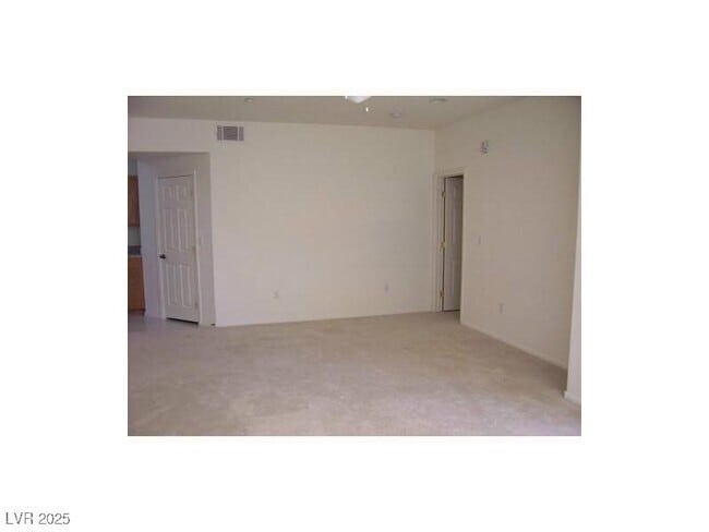 Building Photo - 5855 Valley Dr Unit 2029 Rental