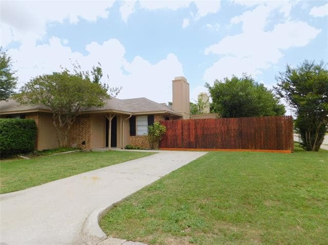 Photo - 9258 Burbank Dr